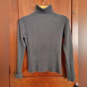 Pendleton ribbed turtleneck. Grey Medium